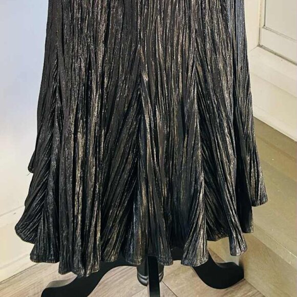 Joseph Ribkoff Metallic Crinkle Pleated Lamé Maxi Skirt Black Silver – US 16 - Picture 4 of 8